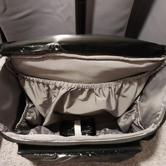 STAYA Large Black Diaper Backpack - Picture 6 of 9